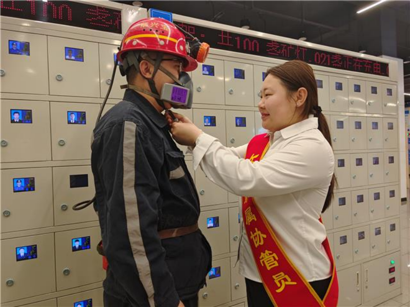 251753436689620963.png 1.png